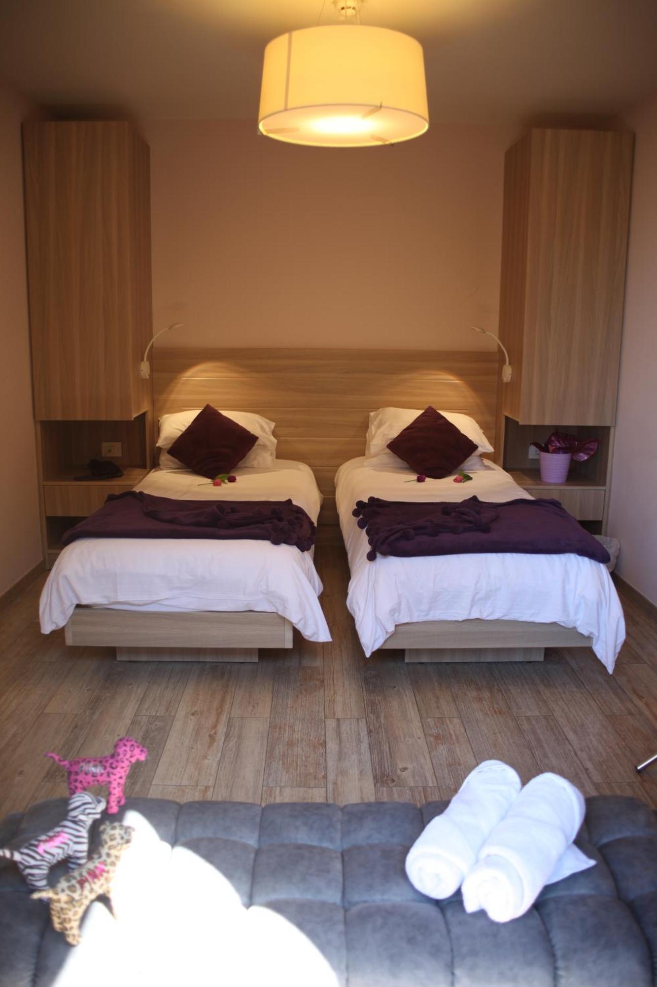 Hotello Guest Suites Jounieh Exterior foto
